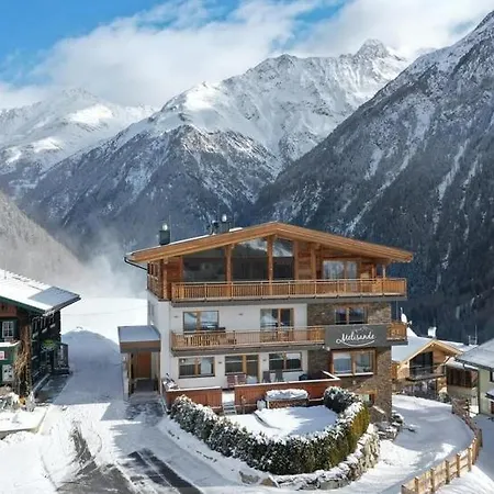 4br Amazing Next To The Ski Slops Chalet Sölden